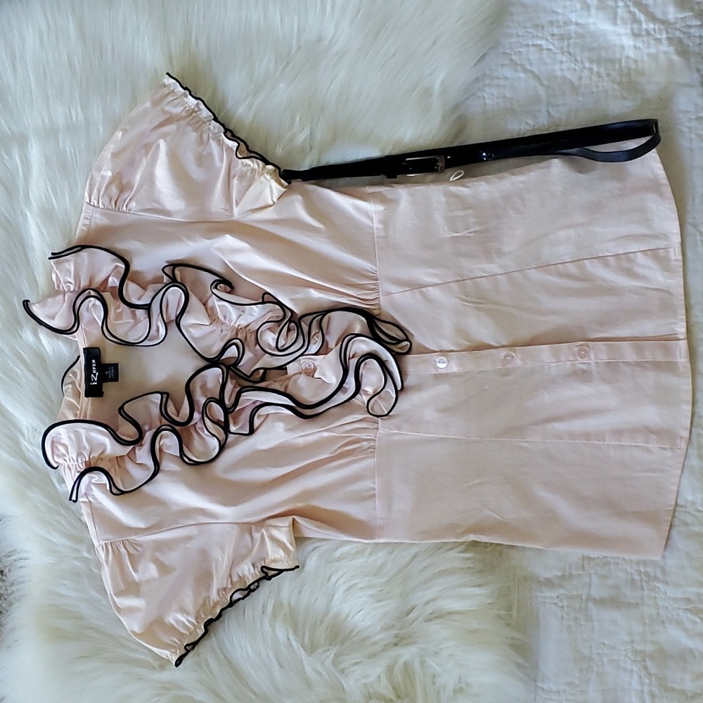 iz byer ruffly blouse - Picture 3 of 10